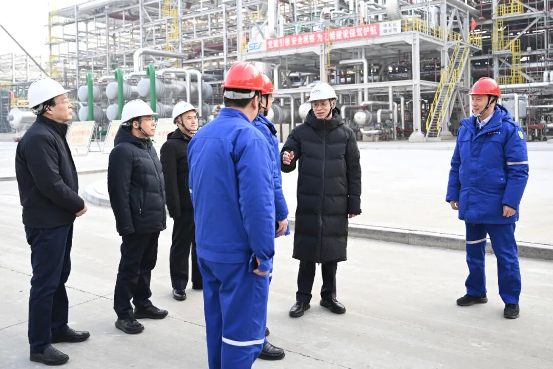 許昆林在盤錦調研